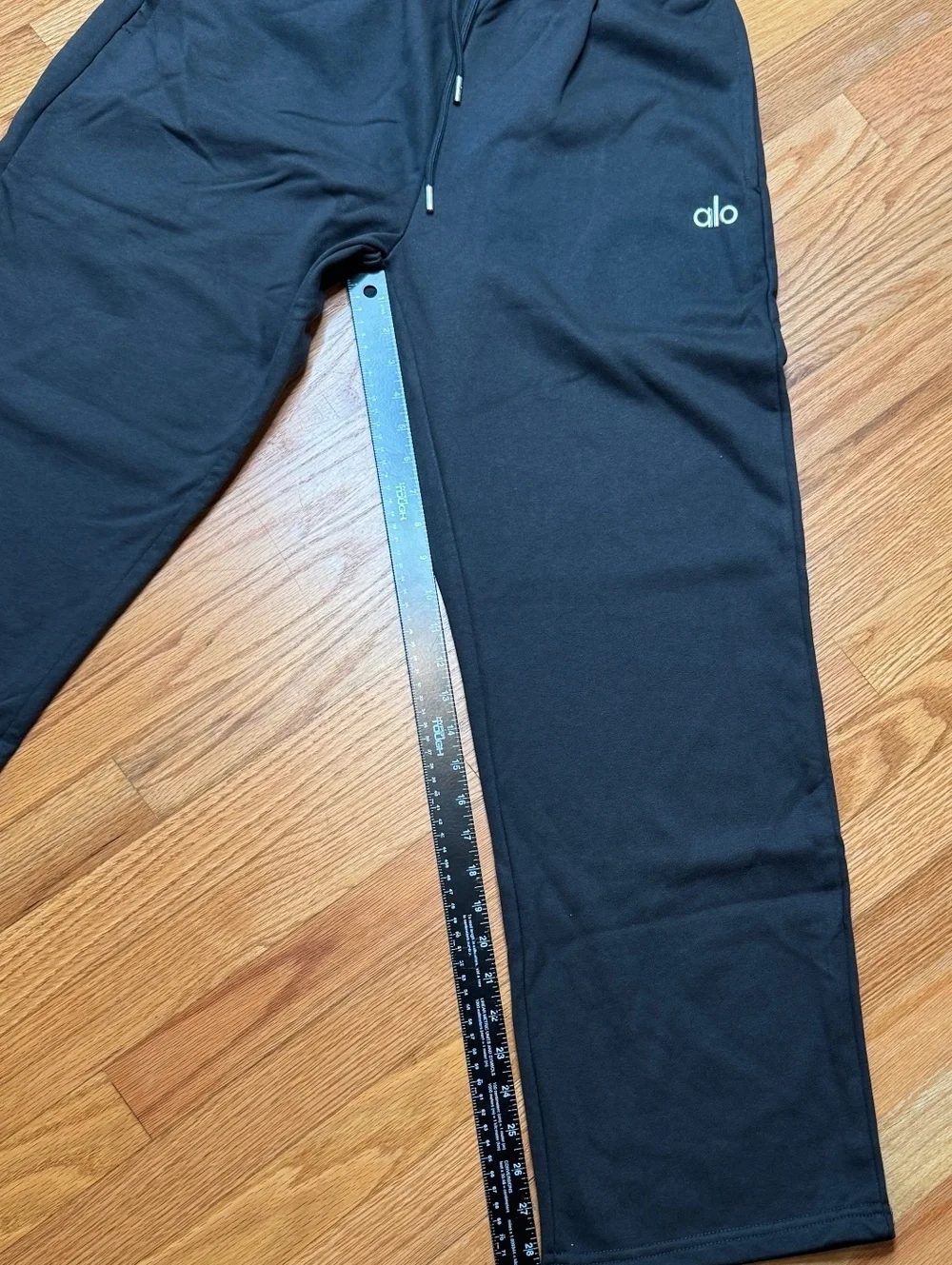 ALO Yoga women’s alo